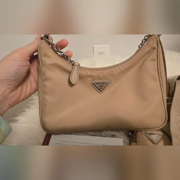 Prada Re-Edition 2005 👜 - Picture 3 of 14